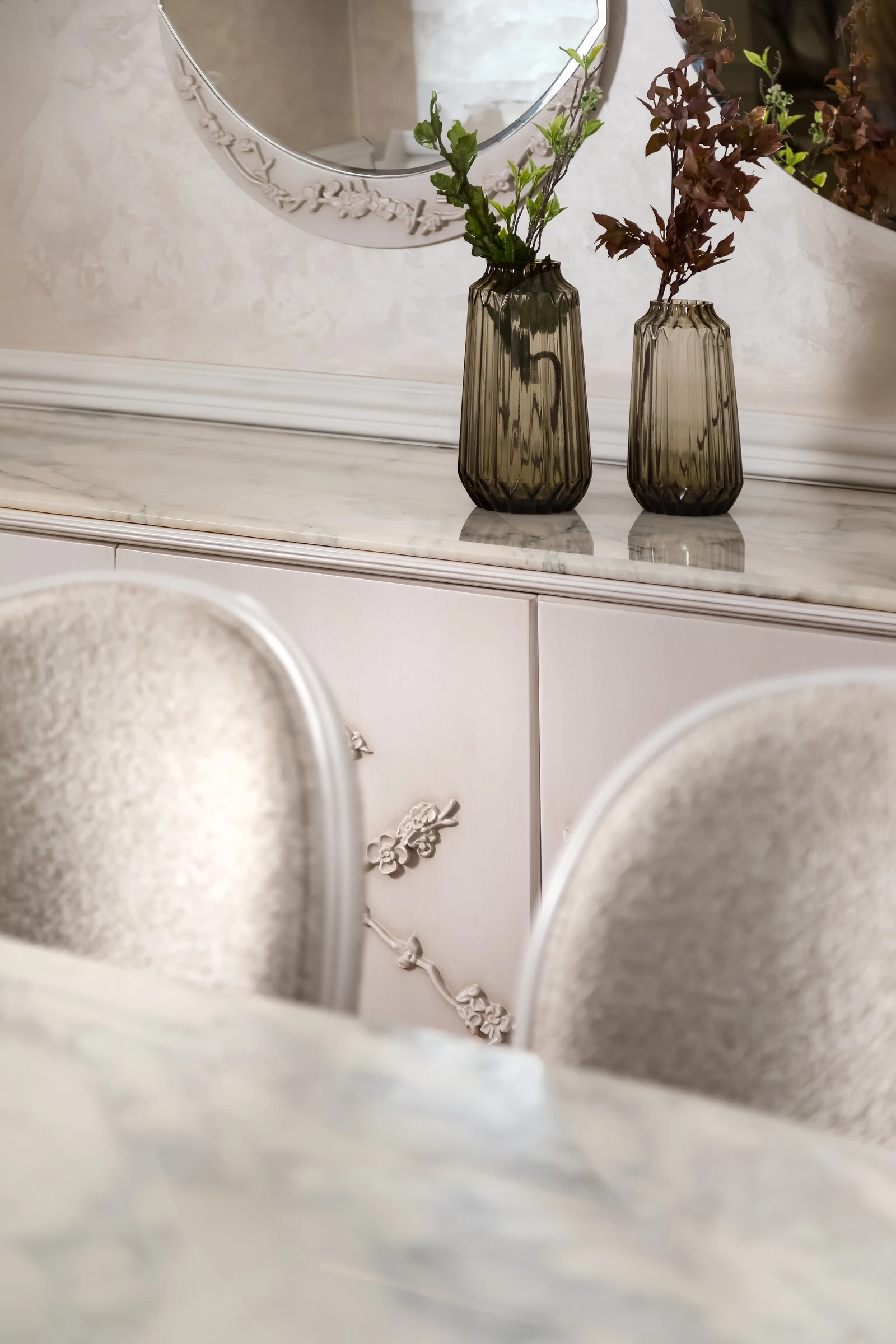 Flowery Dining Room 7