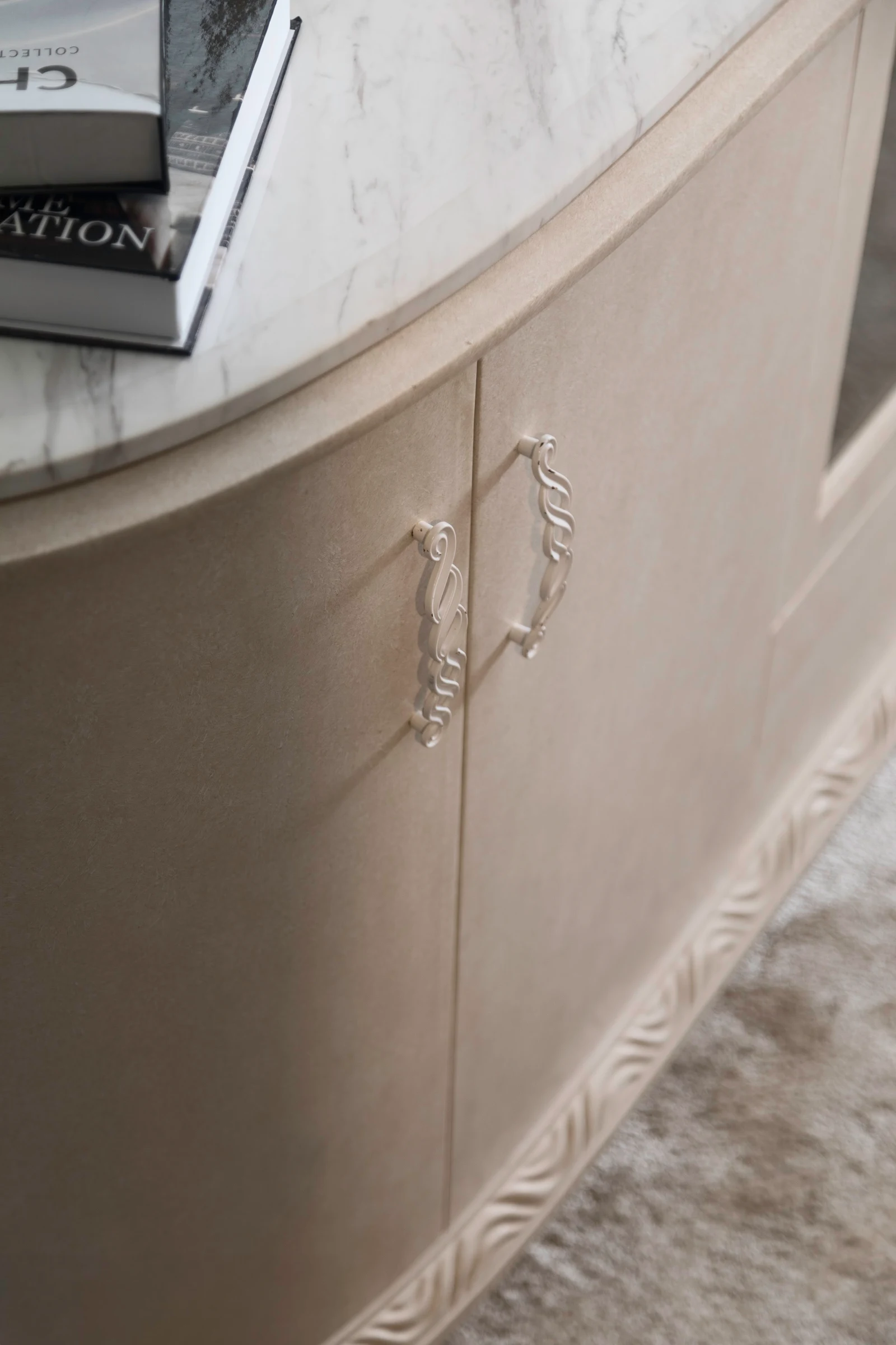 QOYA Furniture